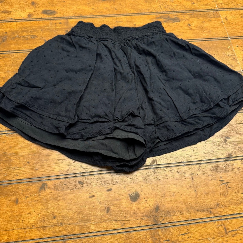 Hollister Black Smocked Ultra High Rise Skirty Shorts Size S - Picture 4 of 4